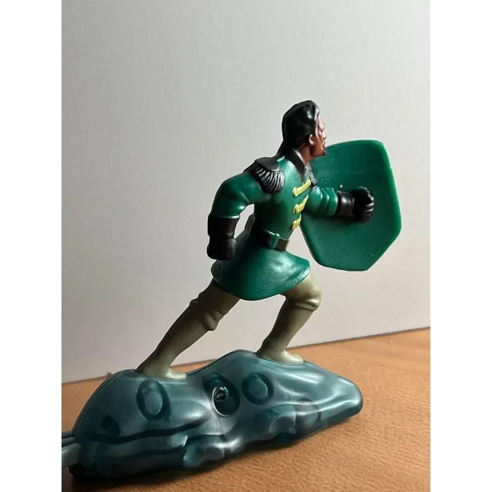 2019 McDonald's Disney Frozen 2 Happy Meal Toy #7 Mattias - Picture 4 of 8